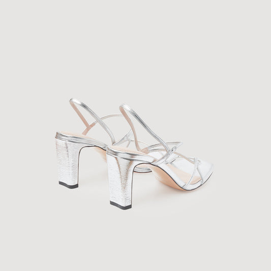 Leather sandals with a wide heel