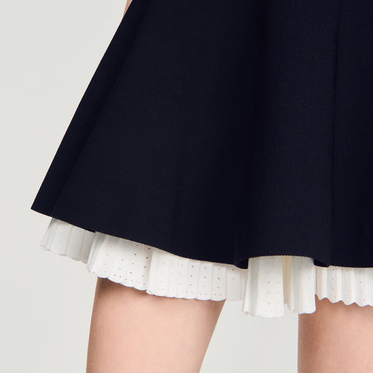 Two-tone knit skirt
