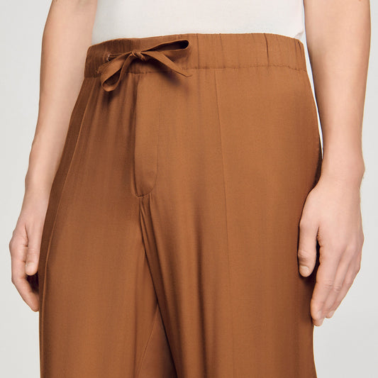 Drawstring flowing trousers