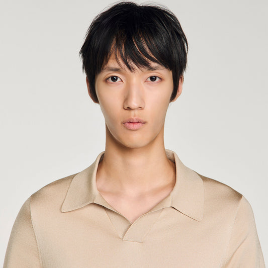 Short-sleeved V-neck polo shirt
