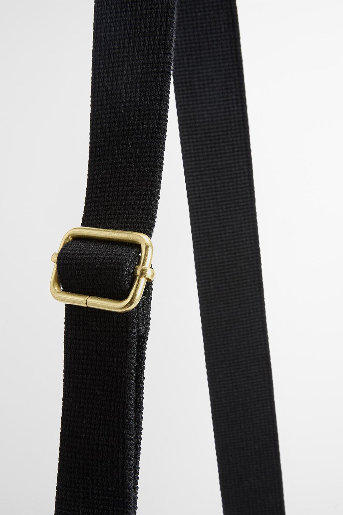 Mia Sling Bag