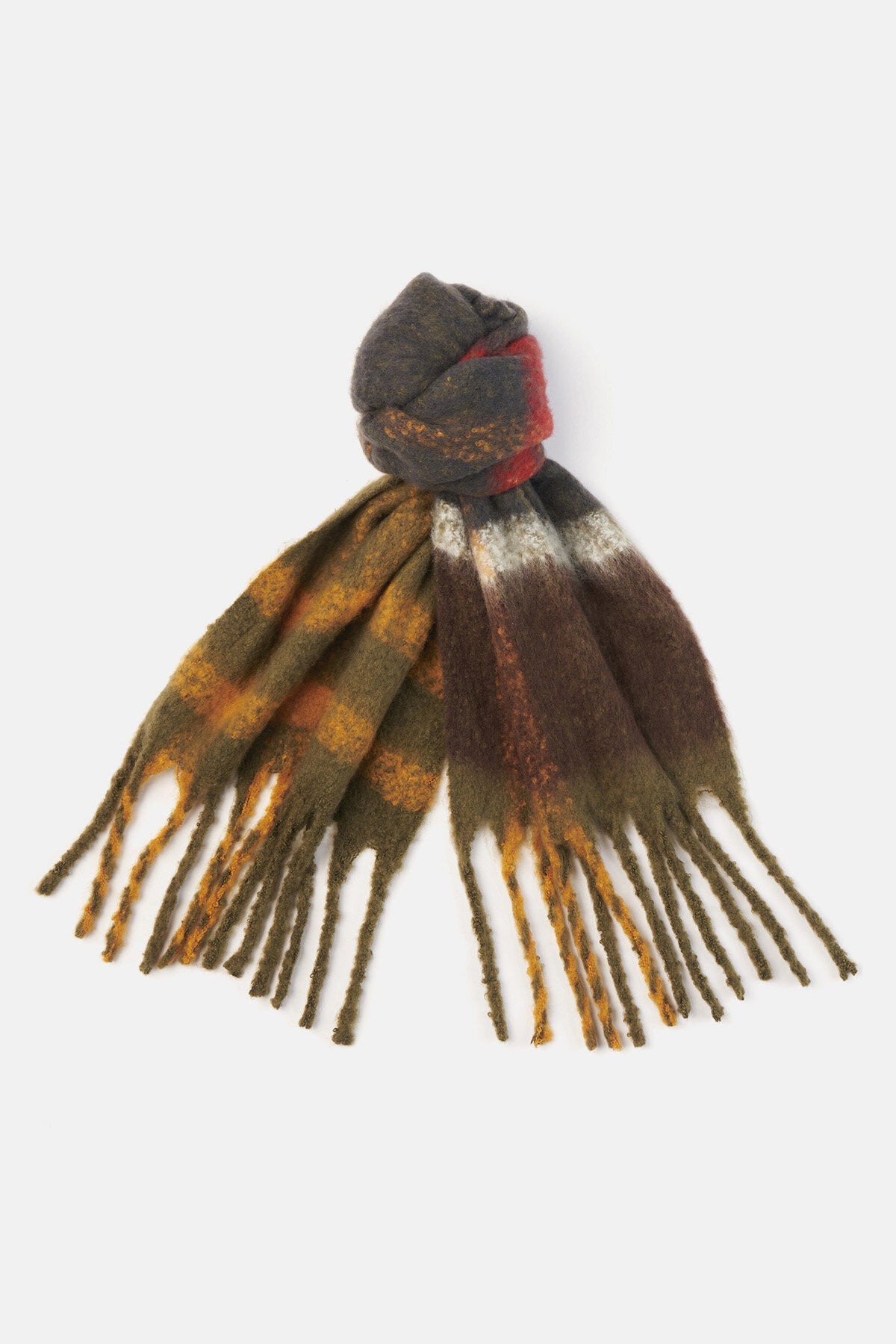 Isla Tartan Boucle Scarf