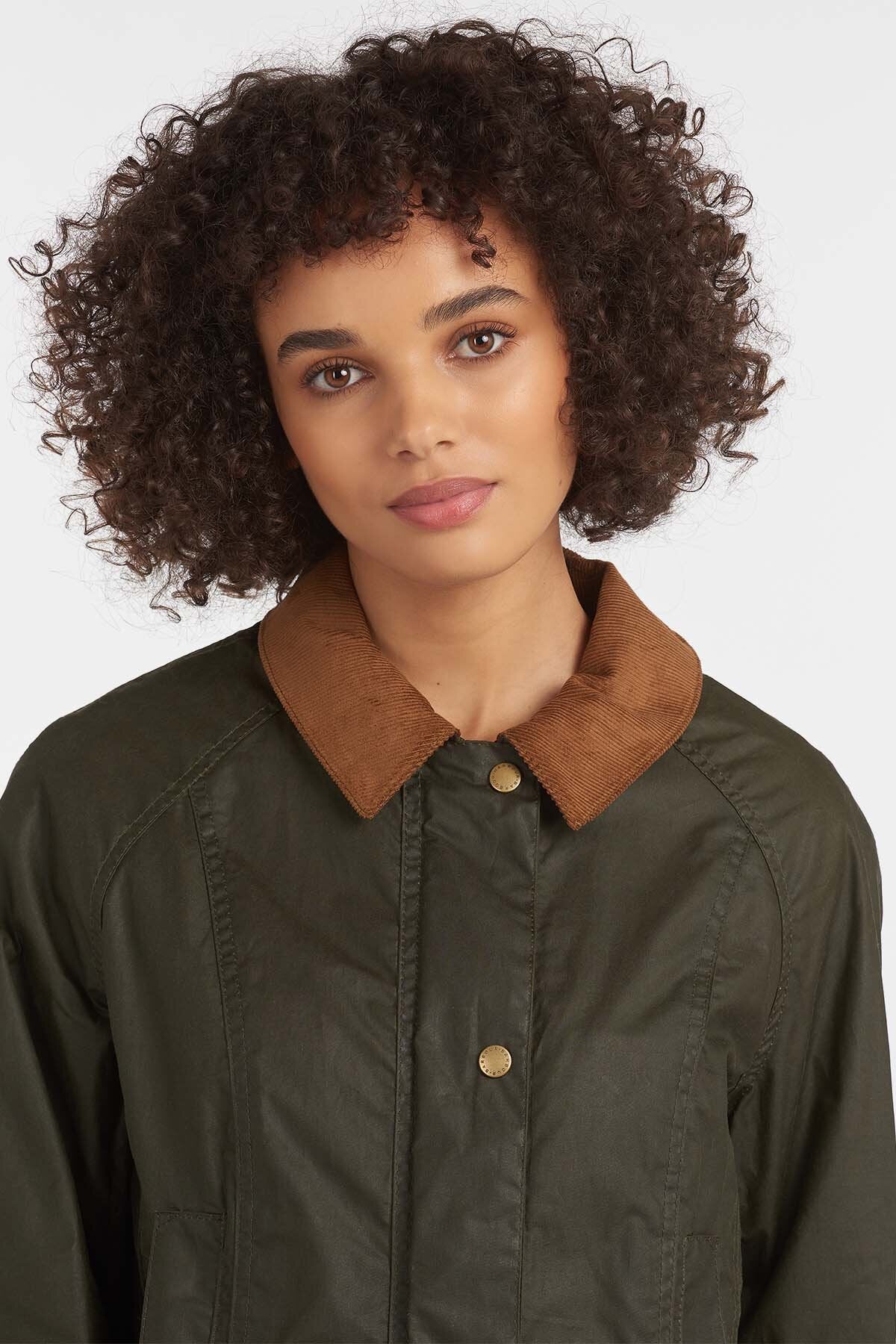 Barbour Lightweight Beadnell Wax Jacket