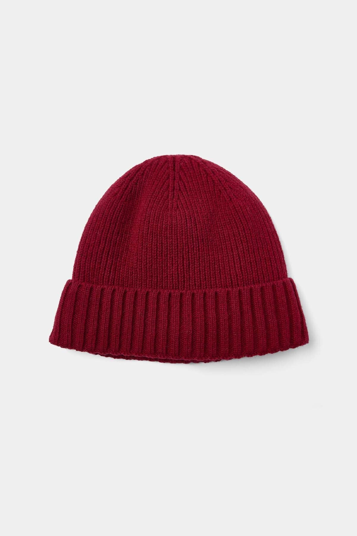 Carlton Beanie