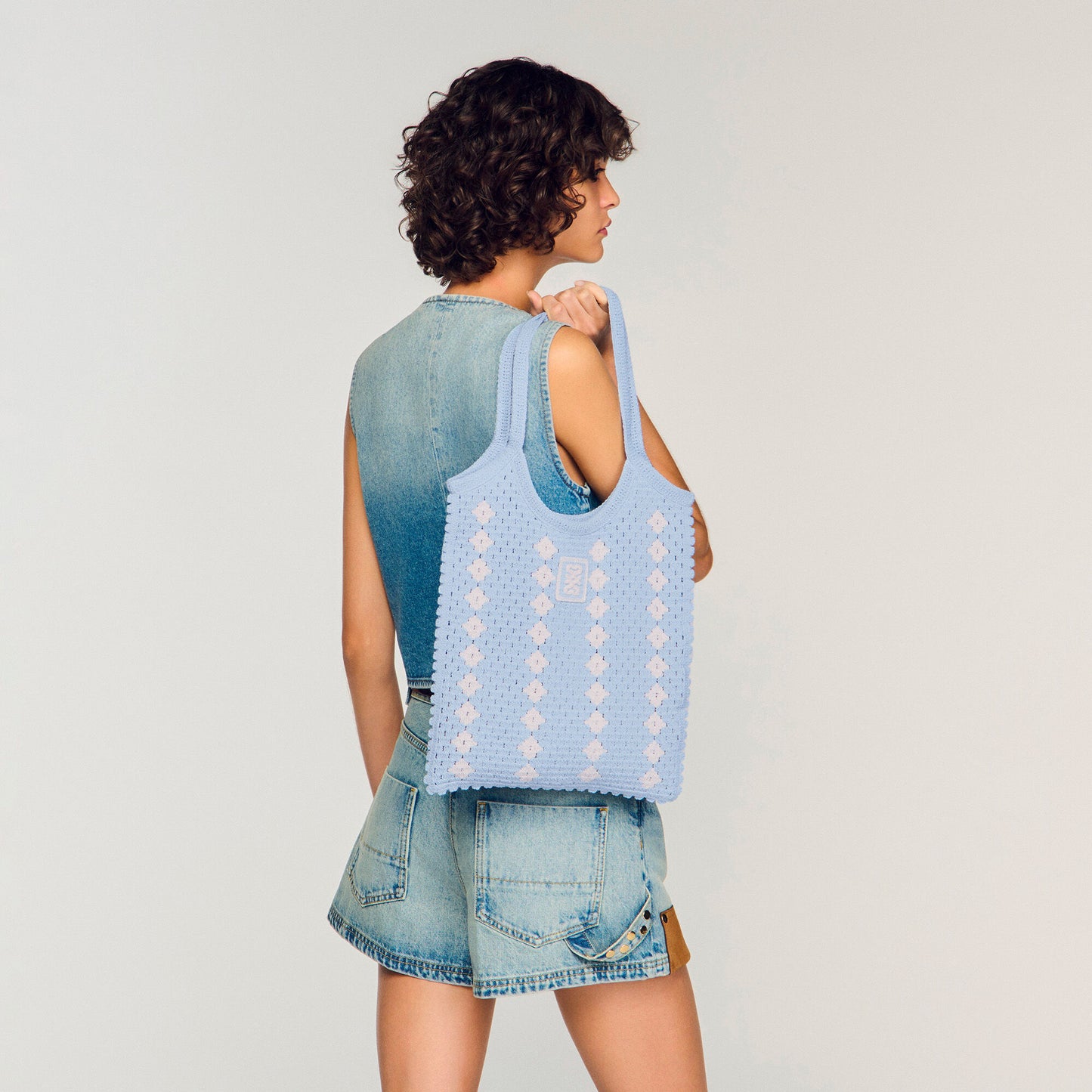 Two-tone crochet bag