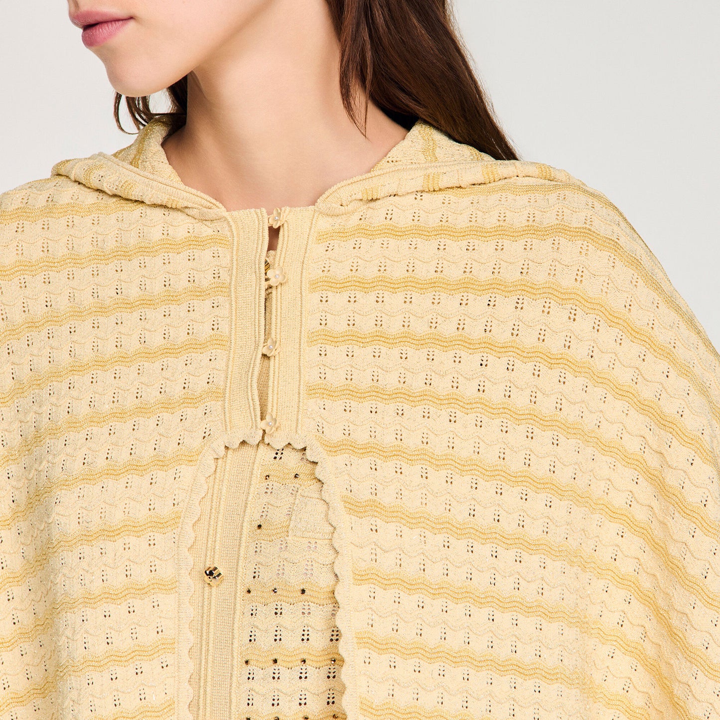 Strass knit cape