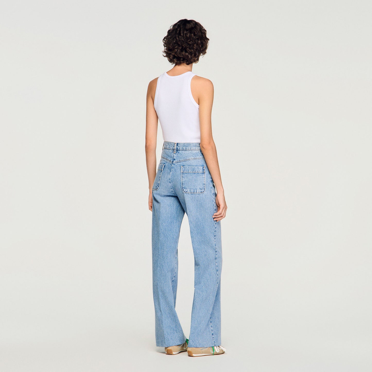 Wide-leg jeans