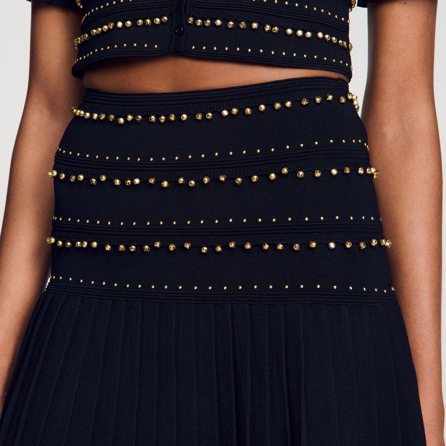 Short skirt with tassels