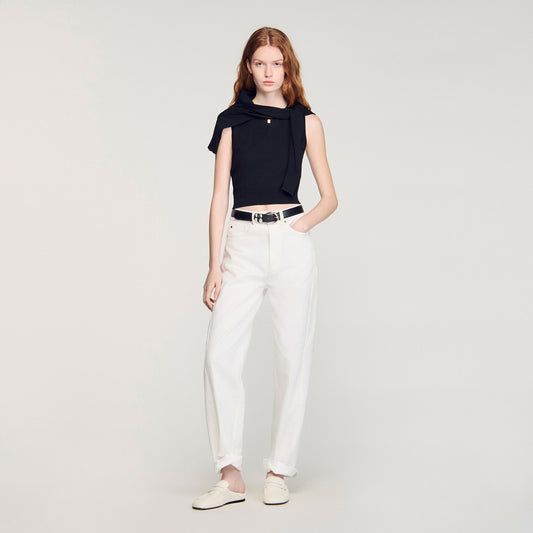 Sleeveless short knit jumper