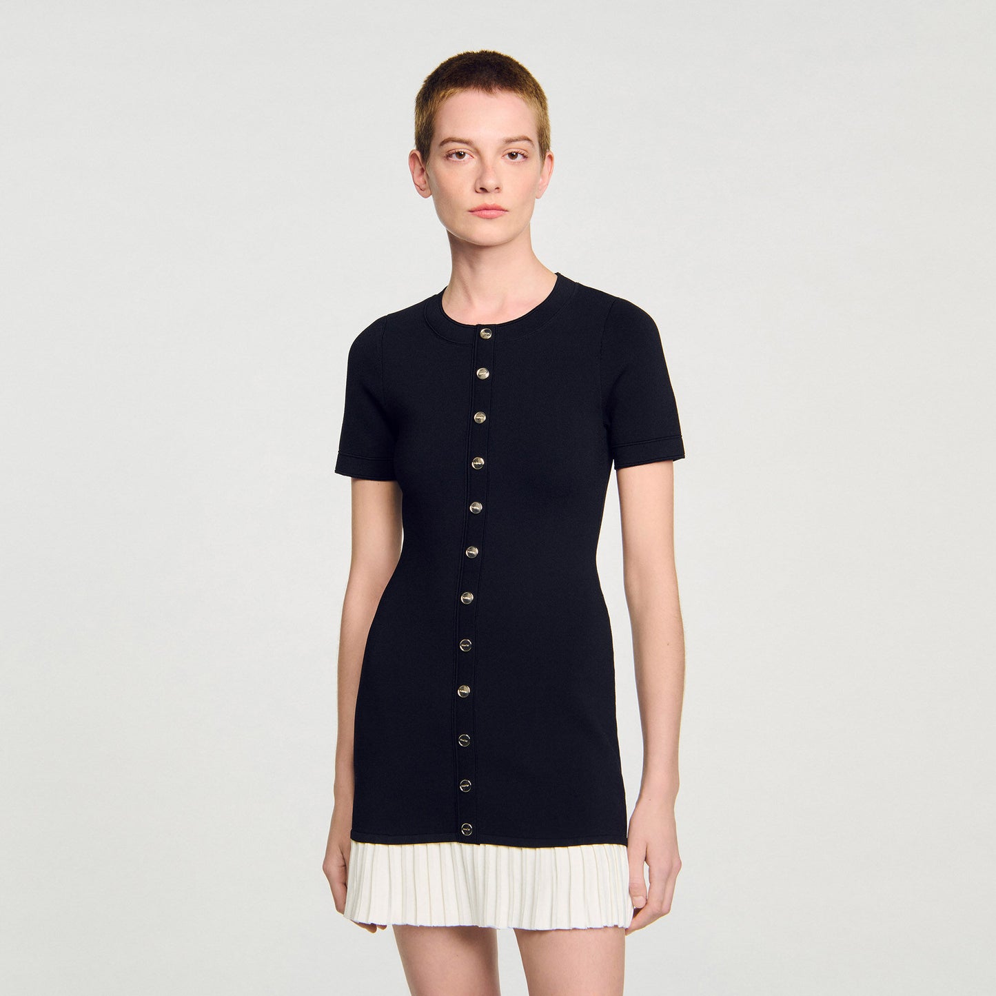 Short knit dress with ruffle