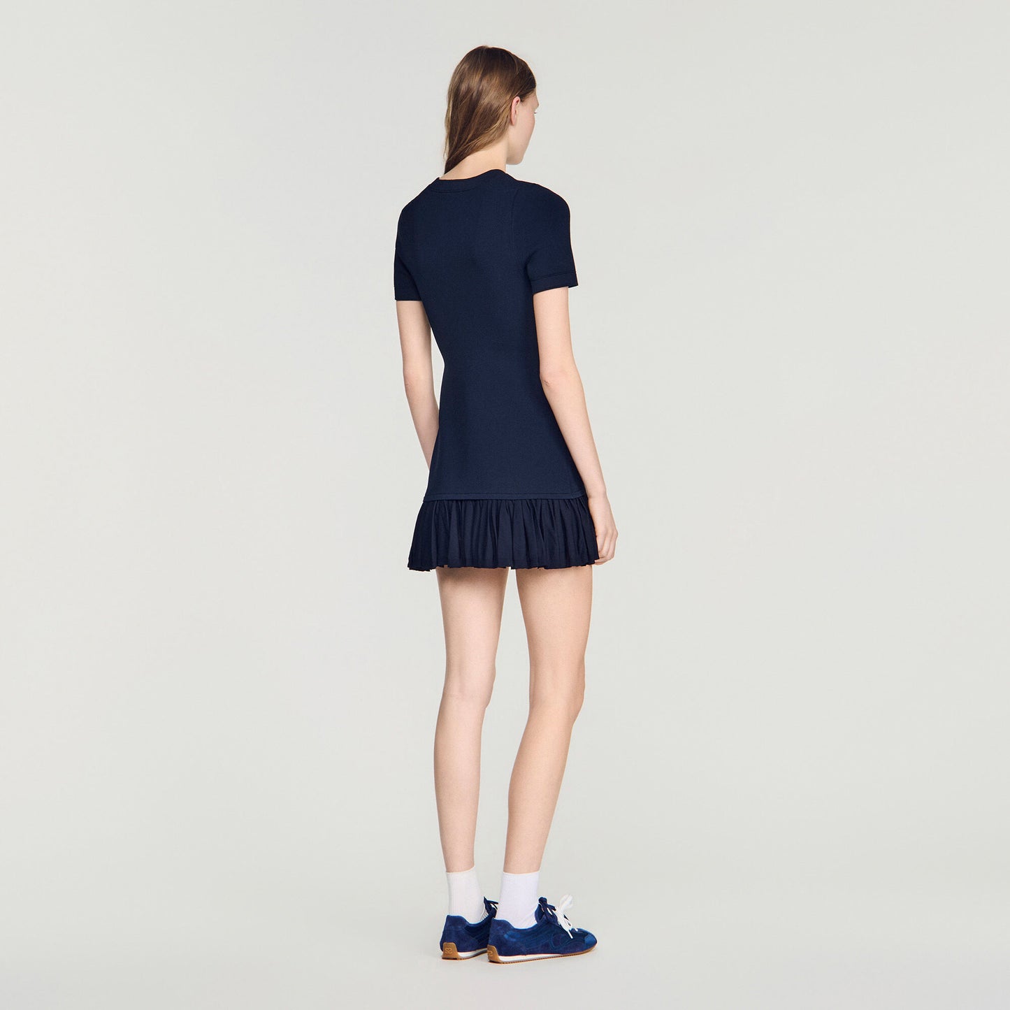 Short knit dress with ruffles