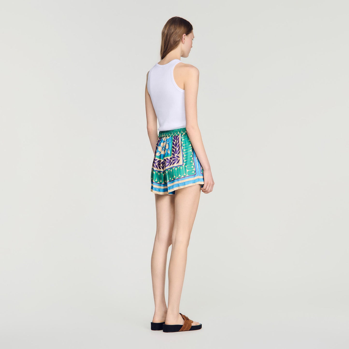 Short floral print shorts