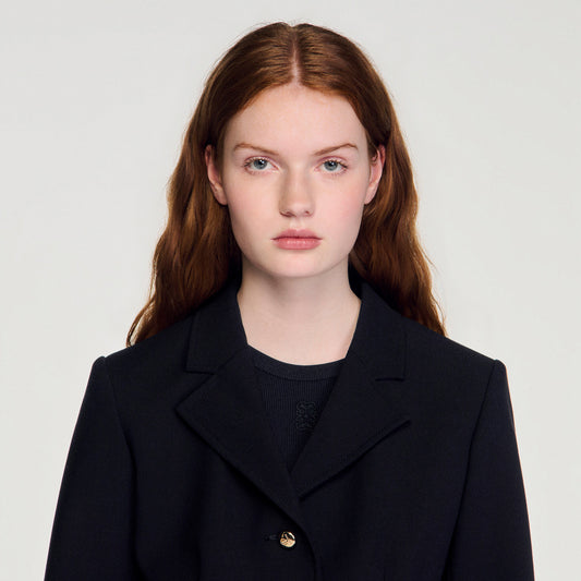 Short tailored jacket