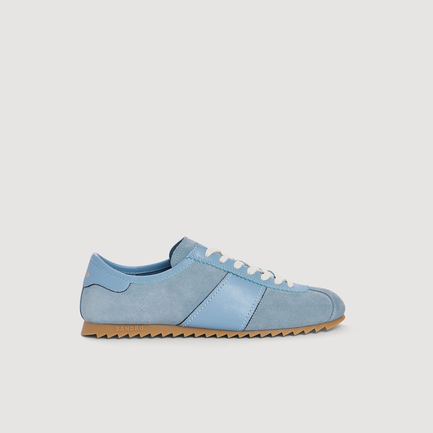 Low-top leather and suede trainers