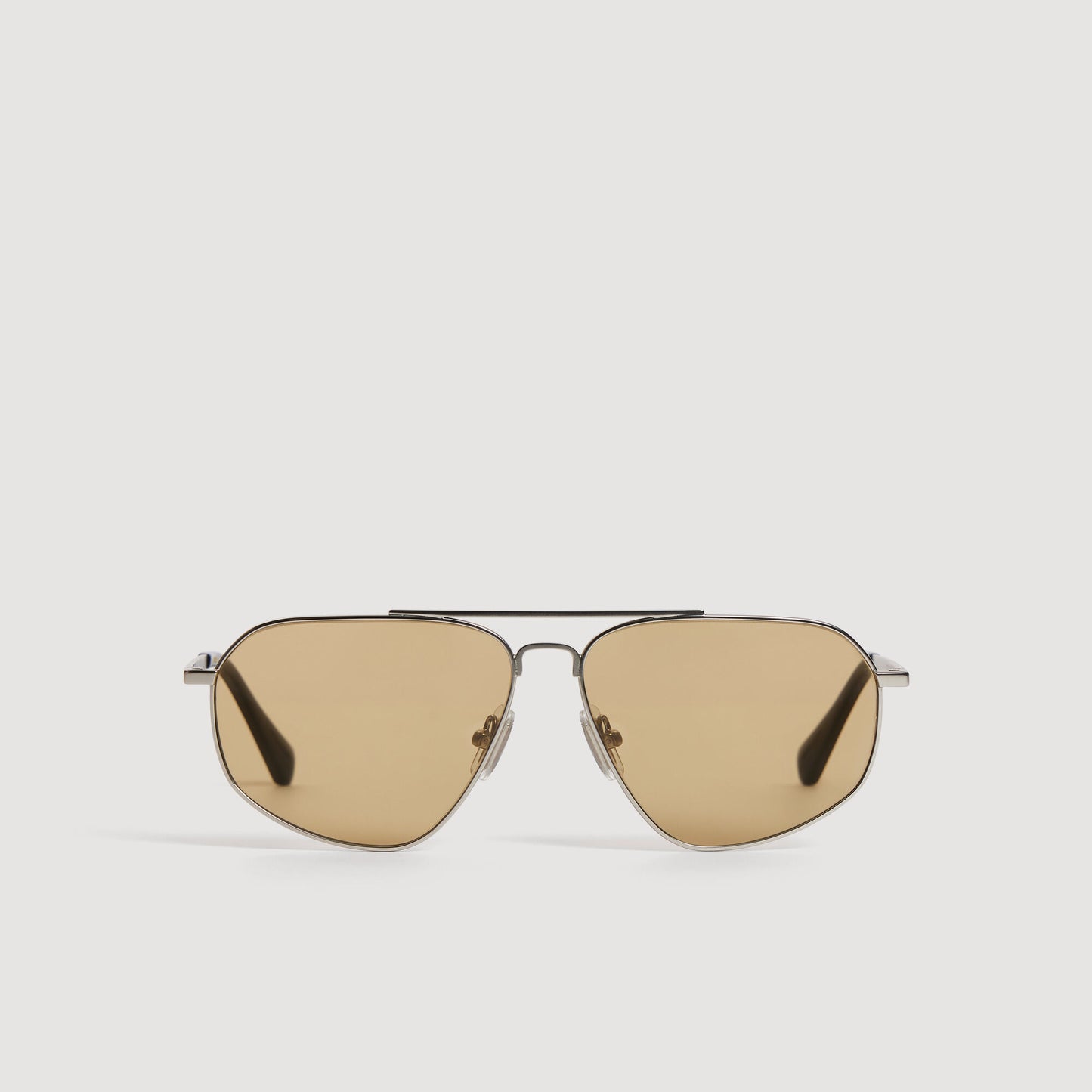 Metal aviator sunglasses