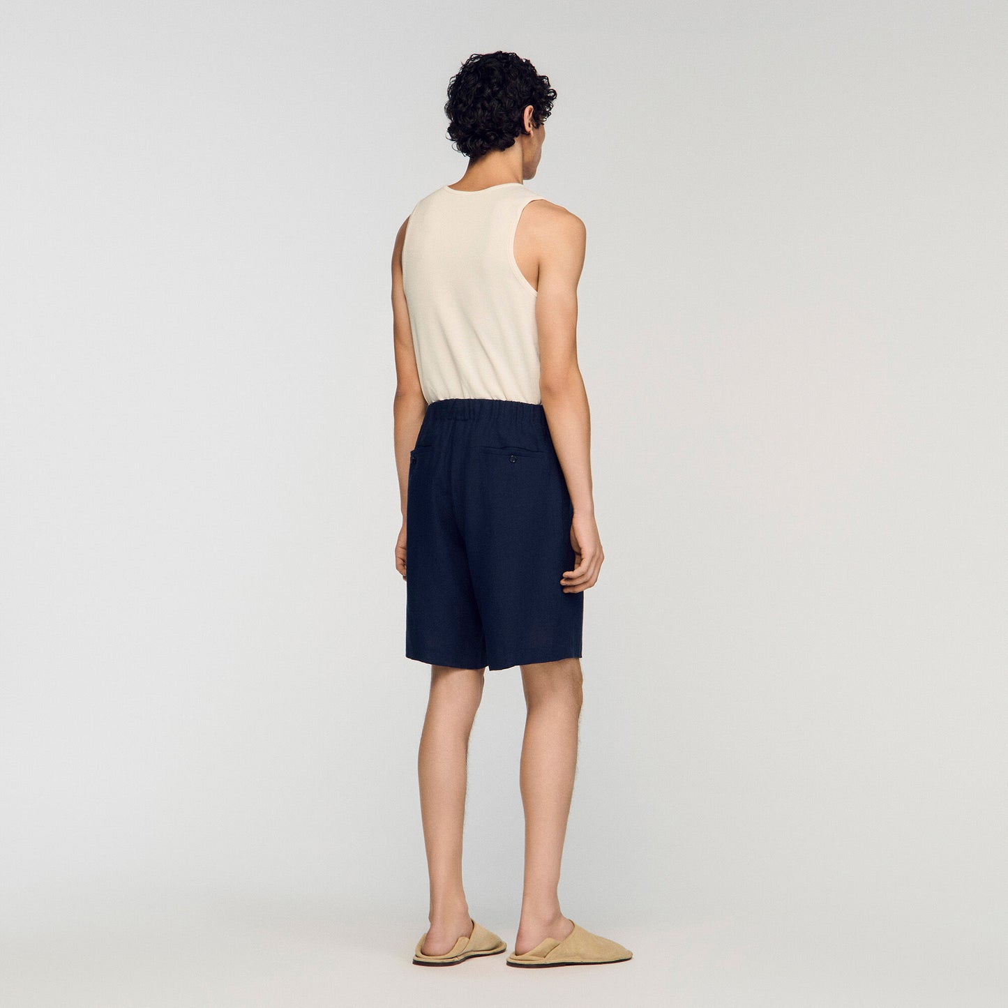 Elastic waist linen shorts