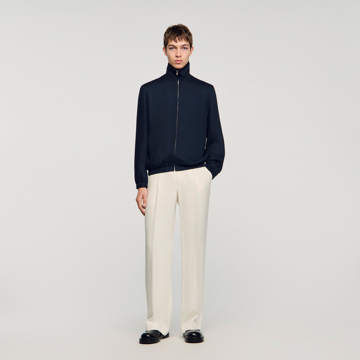 Standing collar zip-up jacket