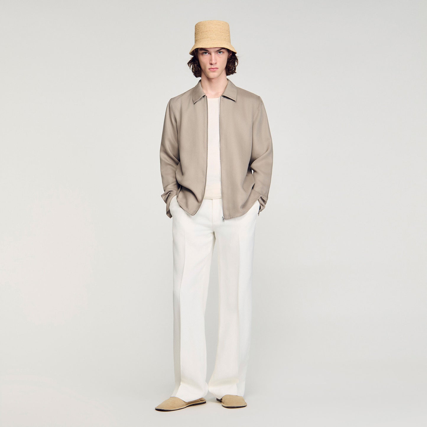 Hooded shirt with regular collar