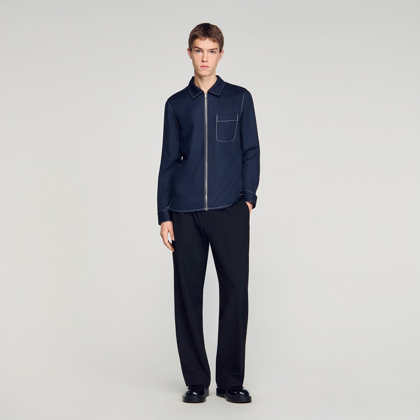 Loose-fit zip-up shirt