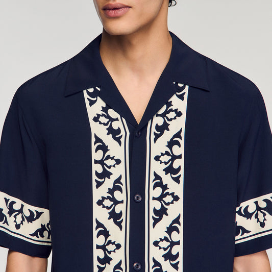 Loose-fit contrast print shirt