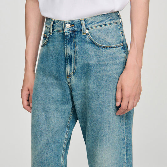 Baggy jeans