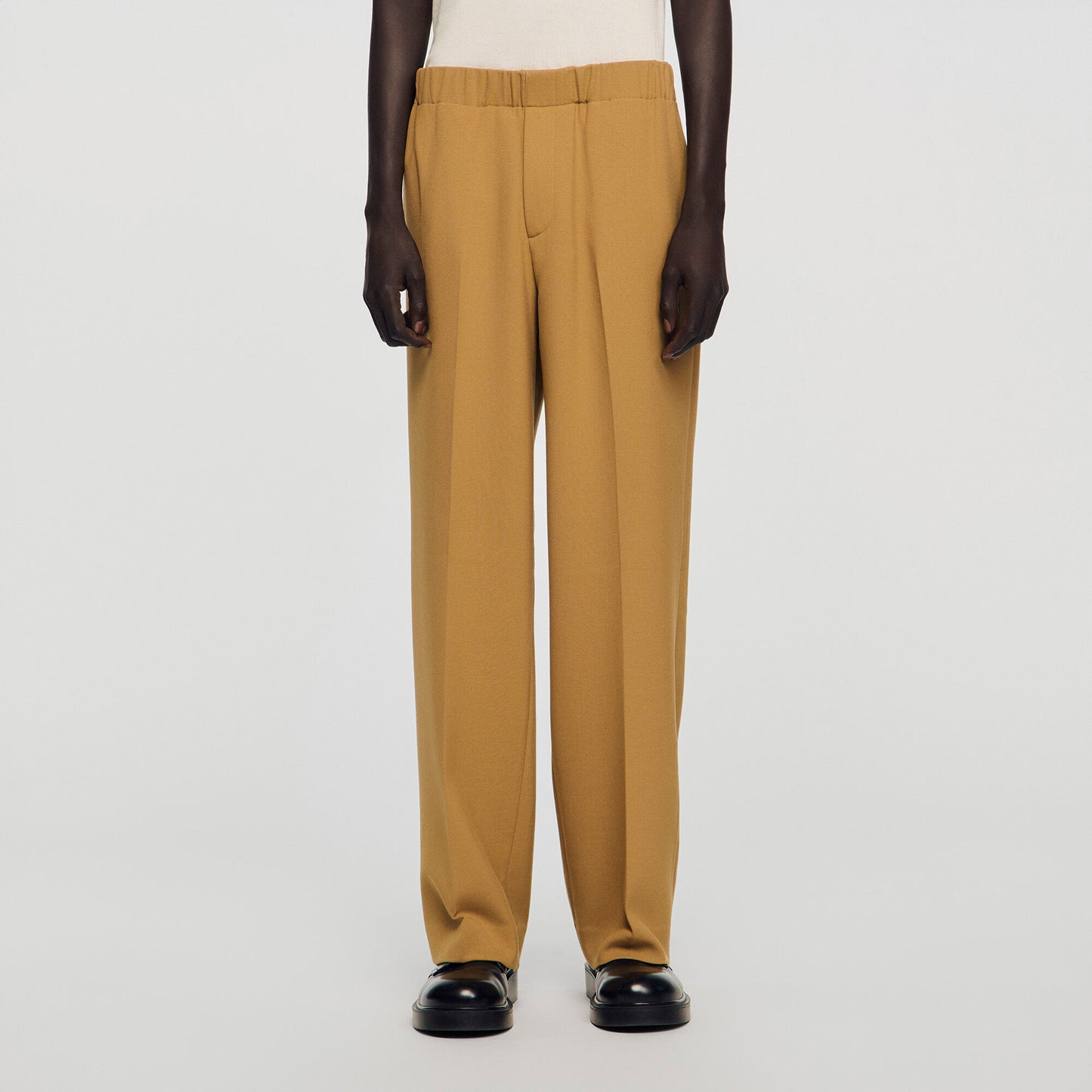 Wide-leg trousers