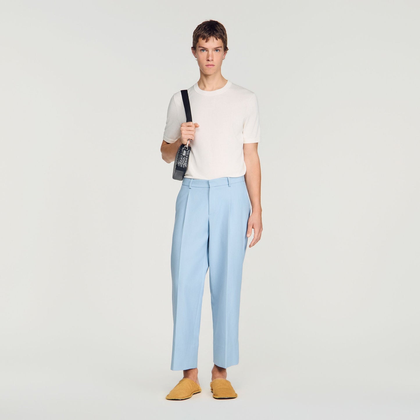 Wide-leg trousers with creases
