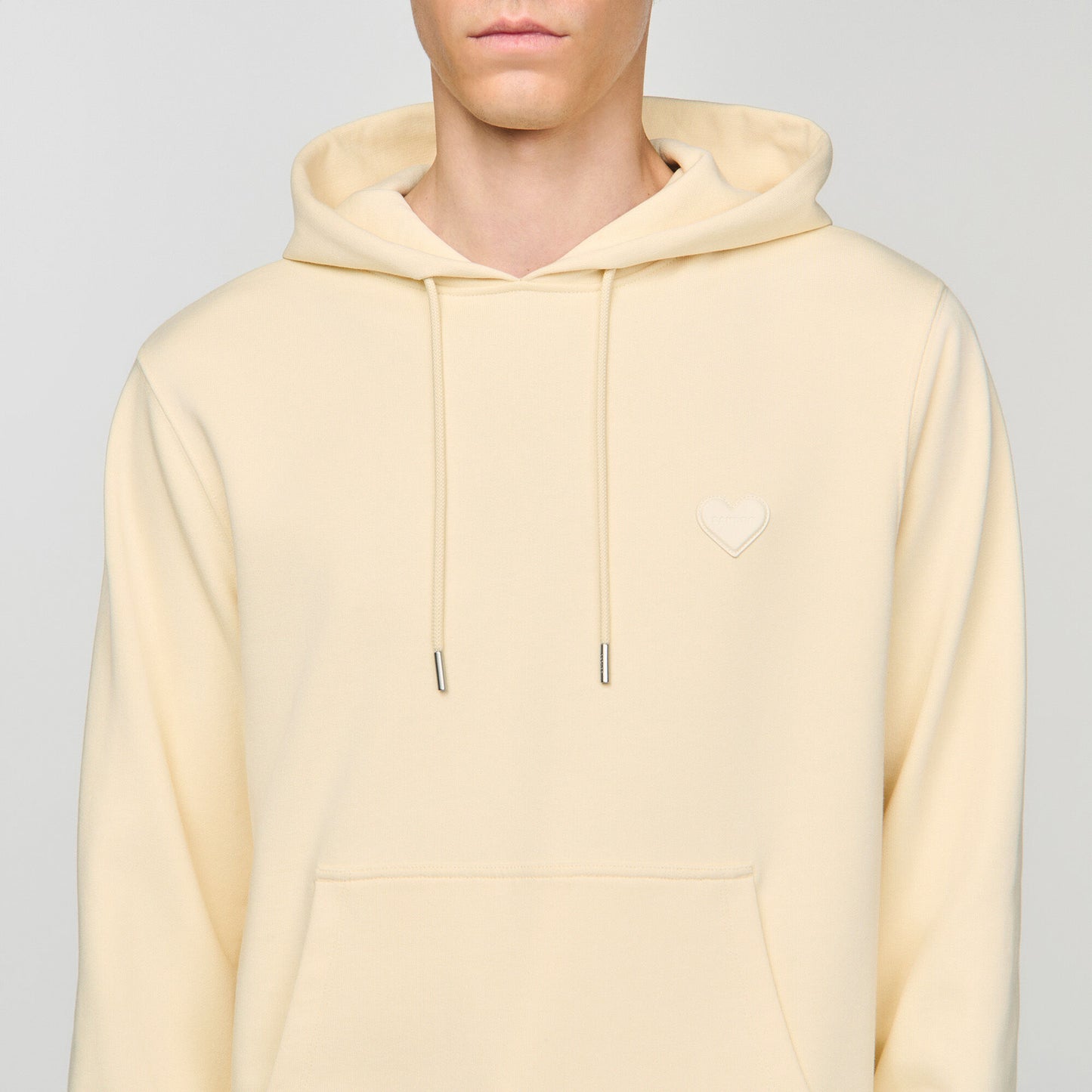 Heart patch sweatshirt