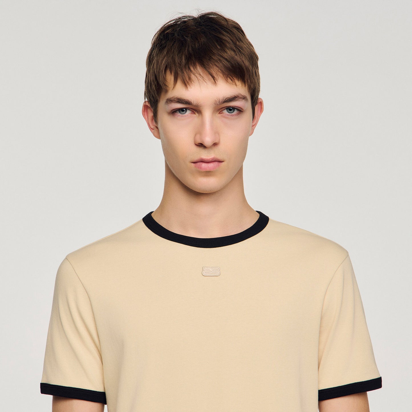 Two-tone patch T-shirt
